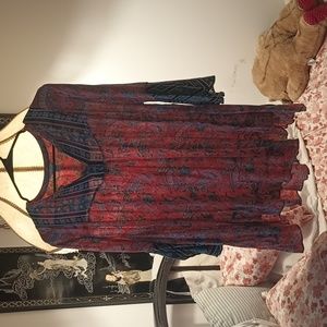 Paisley Ruffled Quarter-Sleeved Shirt